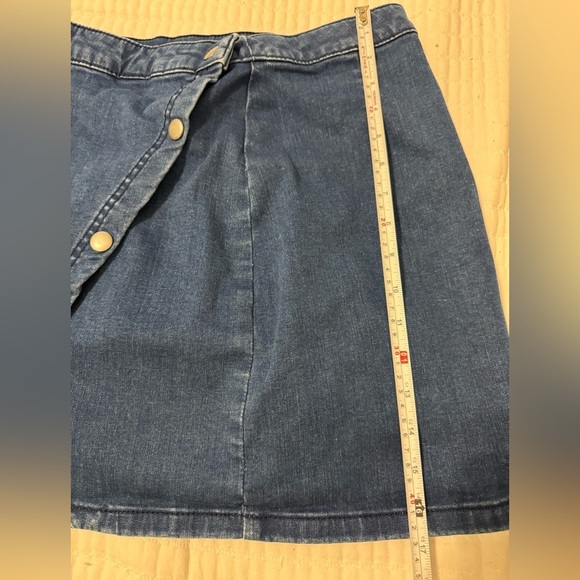 We The Free Denim Cross Snap Wrap Skirt Size 10 - Picture 5 of 7